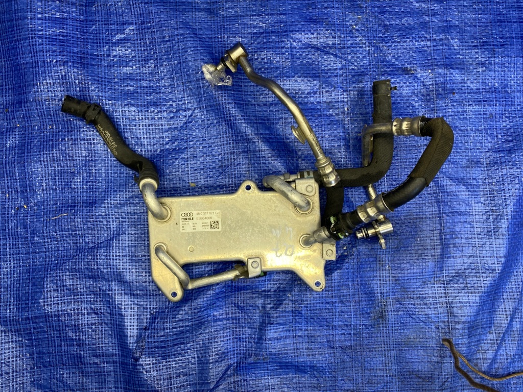 фото №8, Радиатор масла audi q7 4m vw touareg 4m0317021g