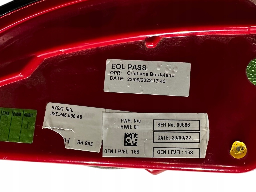 Bentley flying spur задняя лампа rh 3se945096ab Недорого