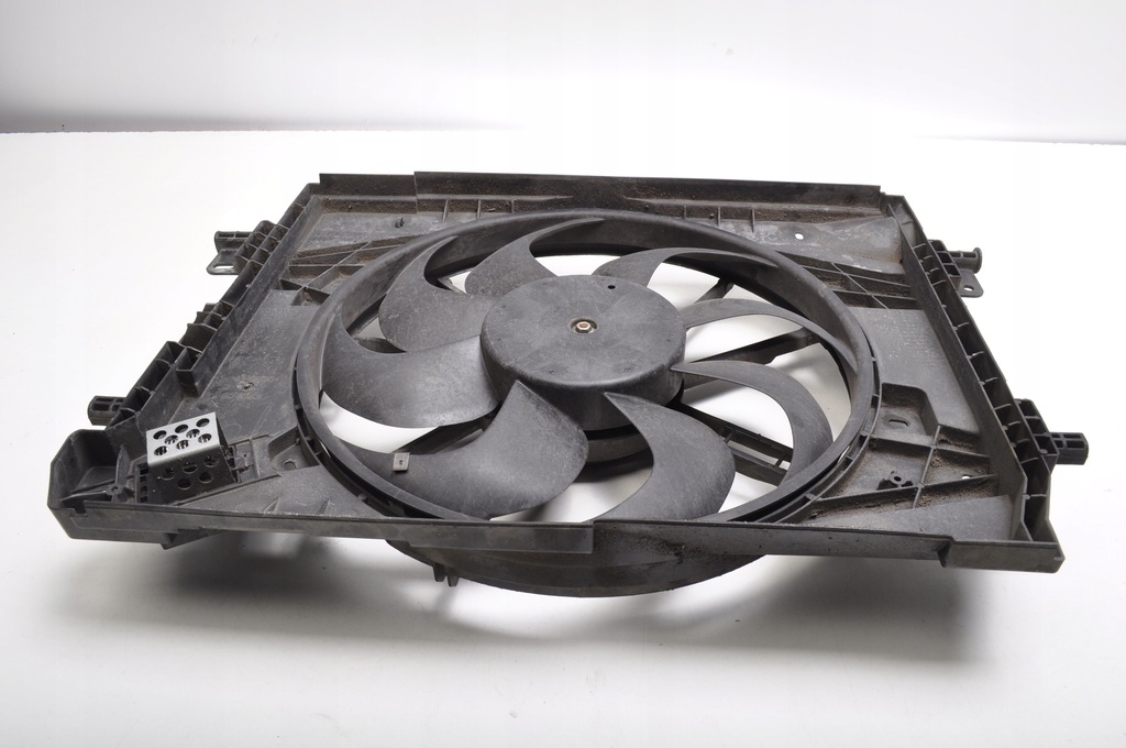фото №8, Renault captur i 1.5 вентилятор радіатора 214818009r