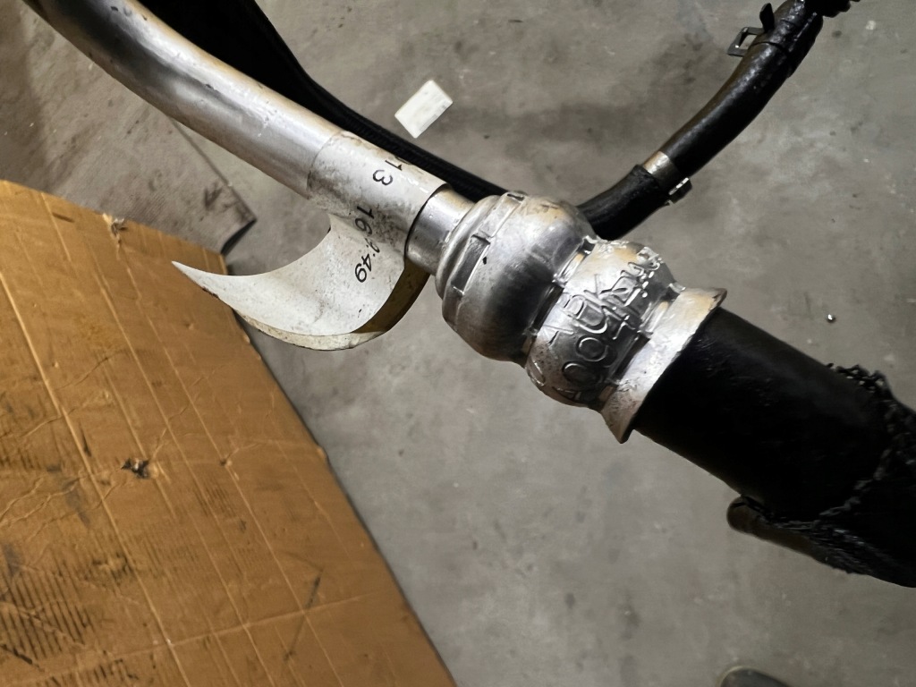 Радиатор радиатор системы усилителя jaguar f-type x152 3.0 v6 sc s/c Оригинал