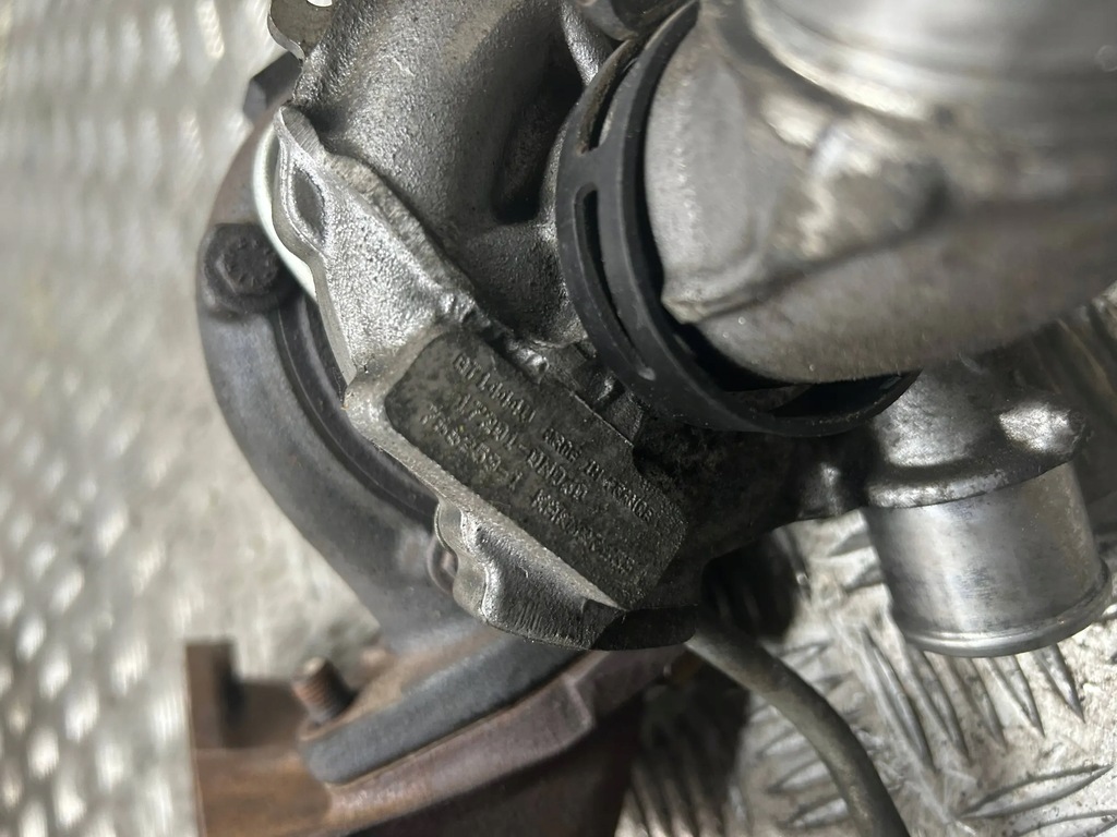 фото №5, Turbo турбонагнітач toyota yaris ii auris 1.4 17201-0n030