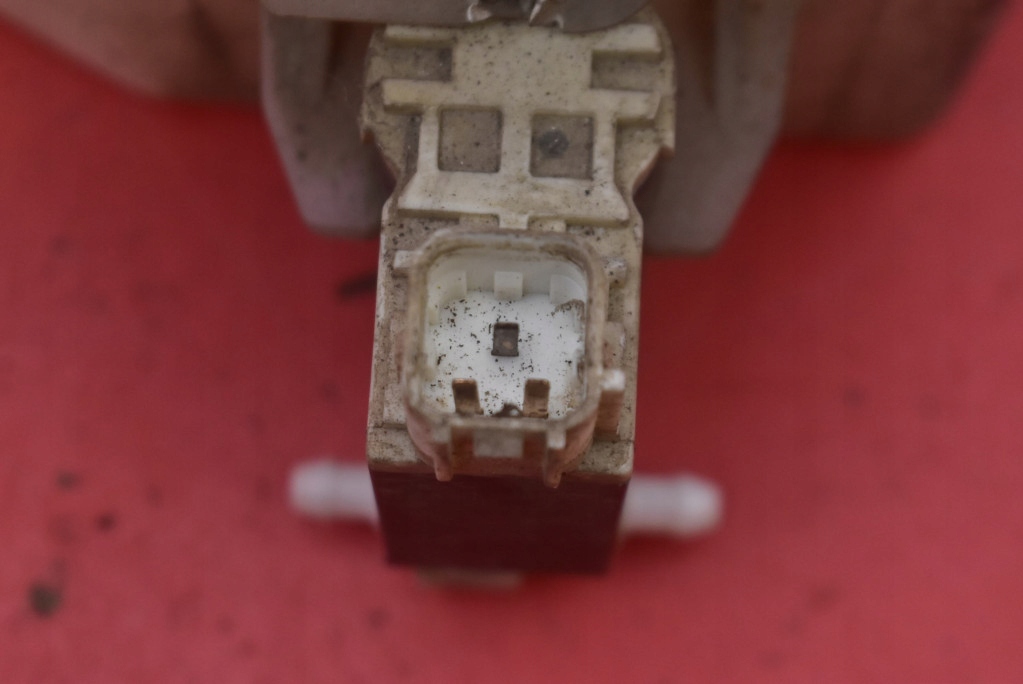 фото №7, Бачок омывателя 986102c000 hyundai coupe 2 ii 2.7 v6 167 km 01-05