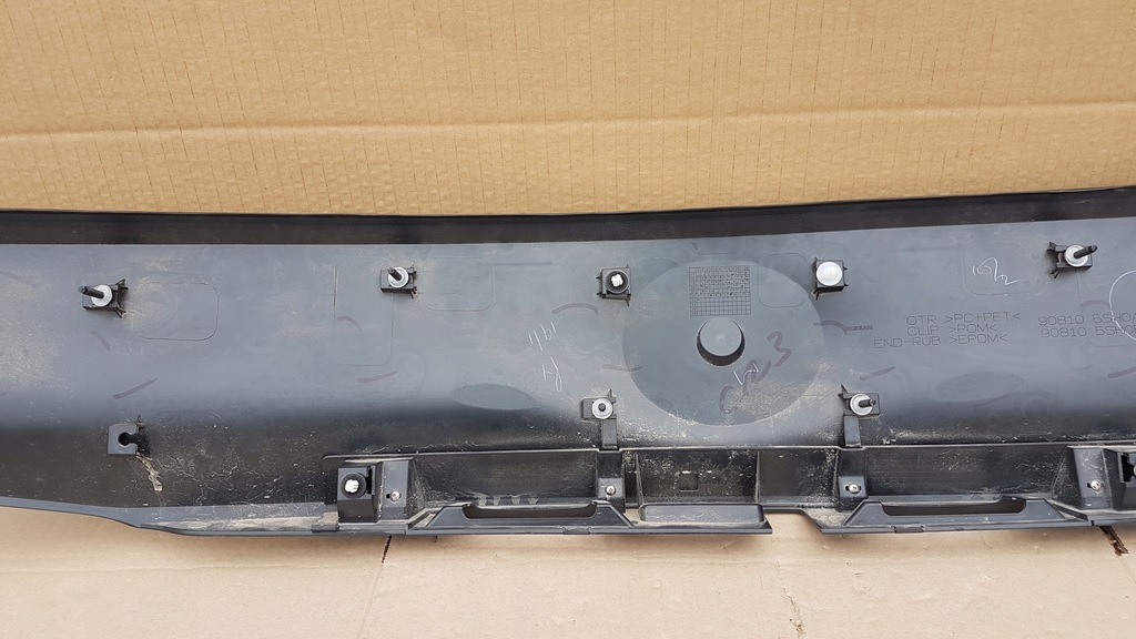 фото №8, Накладка крышки багажника nissan leaf ii 17-