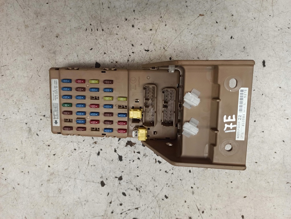 фото №1, Коробка запобіжників subaru оригінальний номер 82201fg010