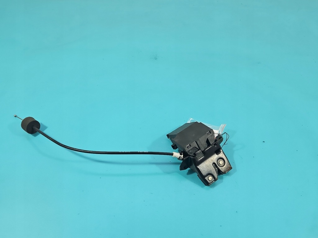 фото №1, Замок крышки задняя a1717500085 mercedes cls c219 sedan