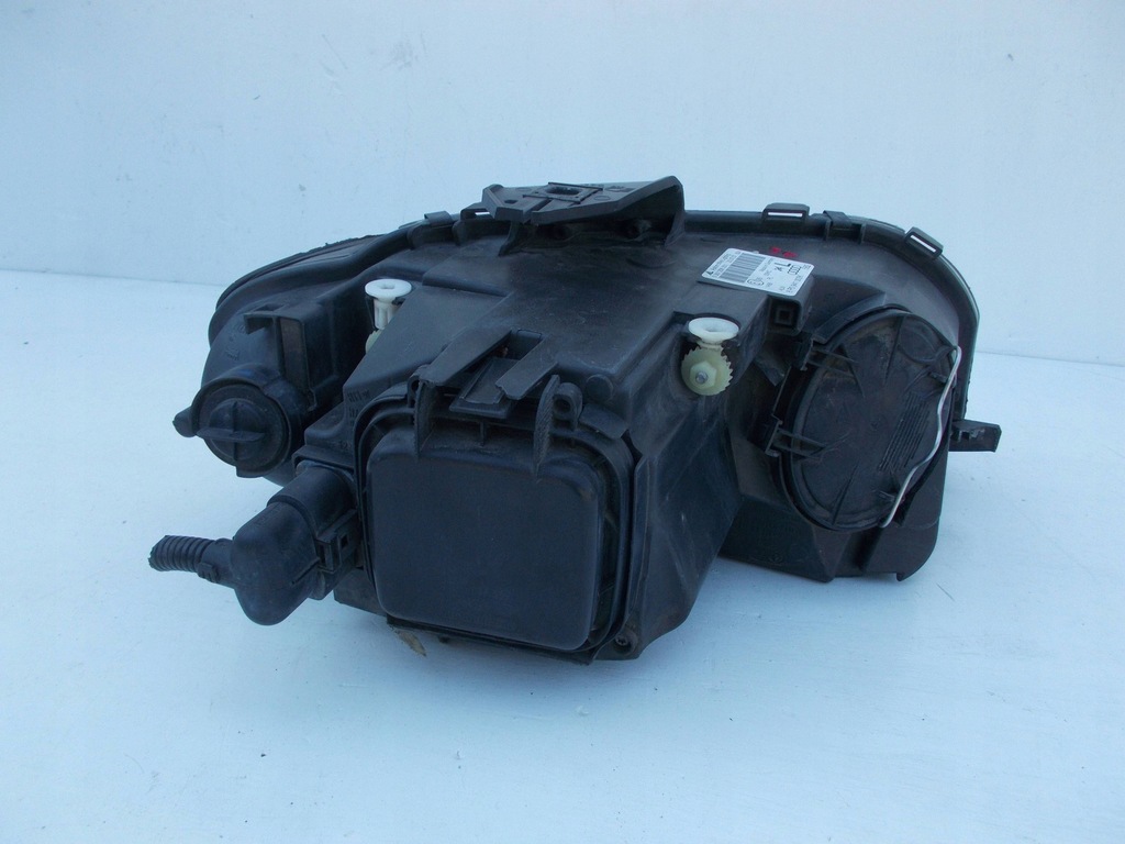 фото №9, Audi a3 s3 8p 2003 перед сторона левая лампа передняя 8p0941003k