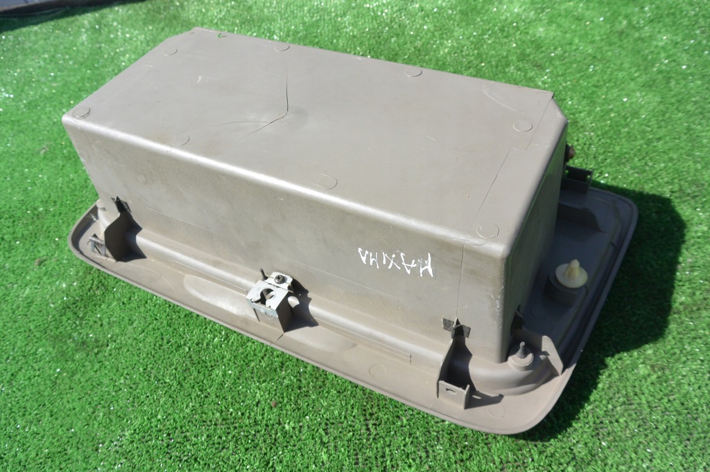 фото №11, Бардачок тунель nissan maxima a33 qx