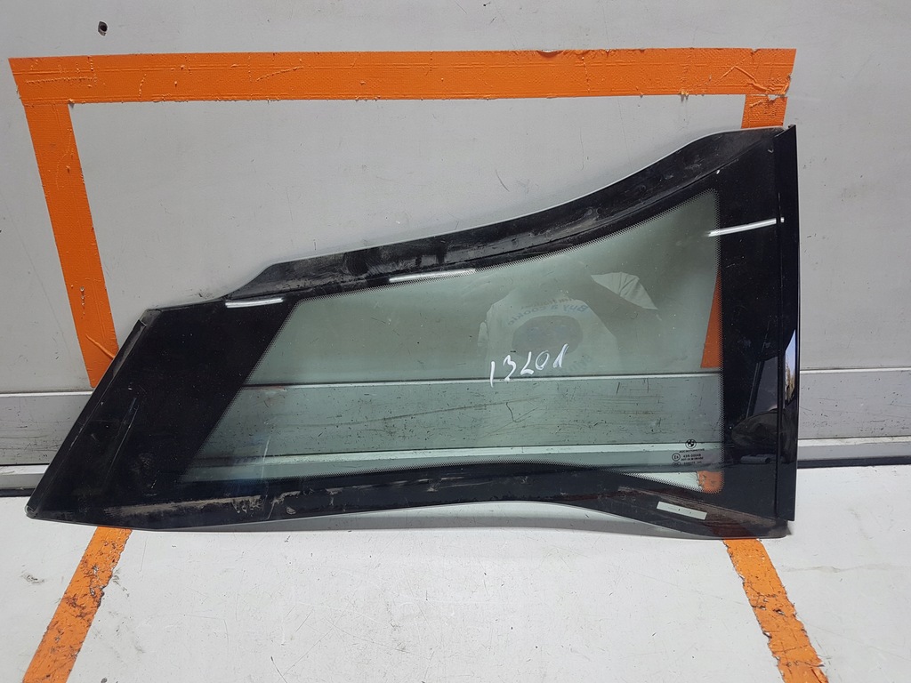фото №1, Bmw i3 l01 стекло правая задняя