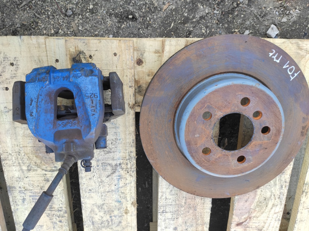 фото №7, Bmw 7 f01 3.0d n57 диск суппорт задняя тормоза задние комплект состояние идеальное состояние