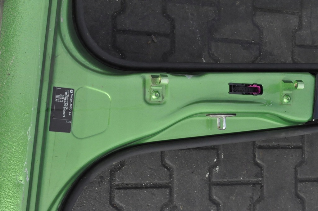 фото №6, Skoda fabia iii блок двигуна поріг правий