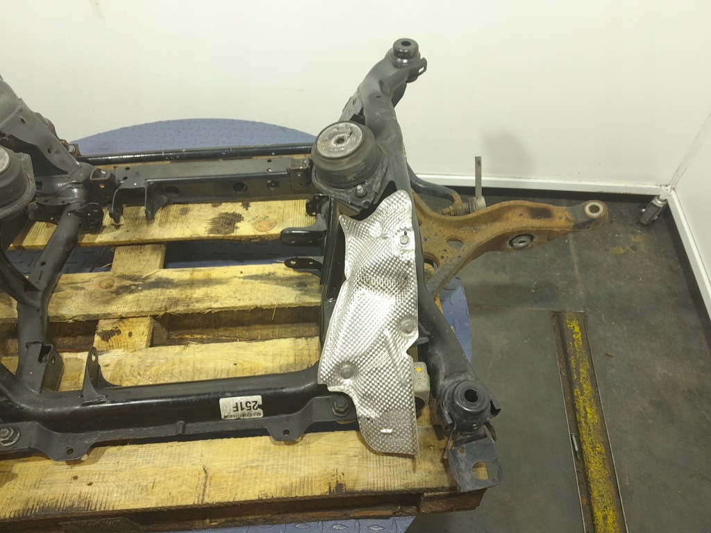 фото №3, Mercedes r w251 3.0cdi 642950 4matic поперечина підрамник підрамник