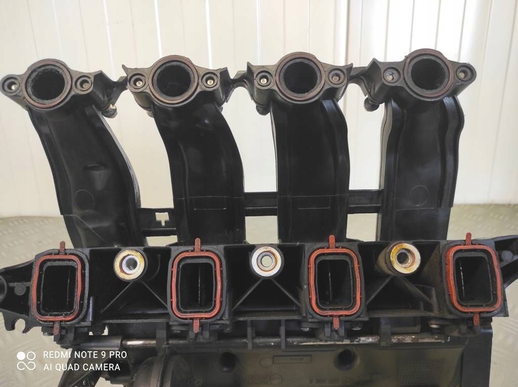 Колектор впускний  7795393 bmw 3 e90 e91 bmw x3 e83 bmw 5 e60 2.0 дизель m47d20 Доставка