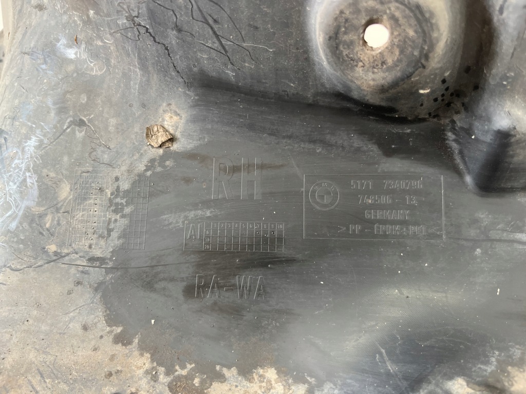 Bmw g30 g31 підкрилок перед передні праве 7340796 Зі Шроту