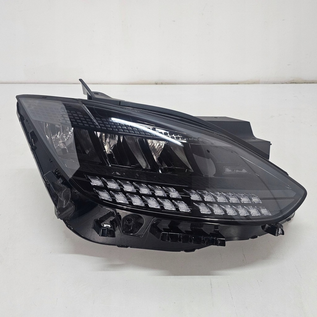 фото №1, Лампа правая перед передняя ioniq vi 6 full led 92102kl000