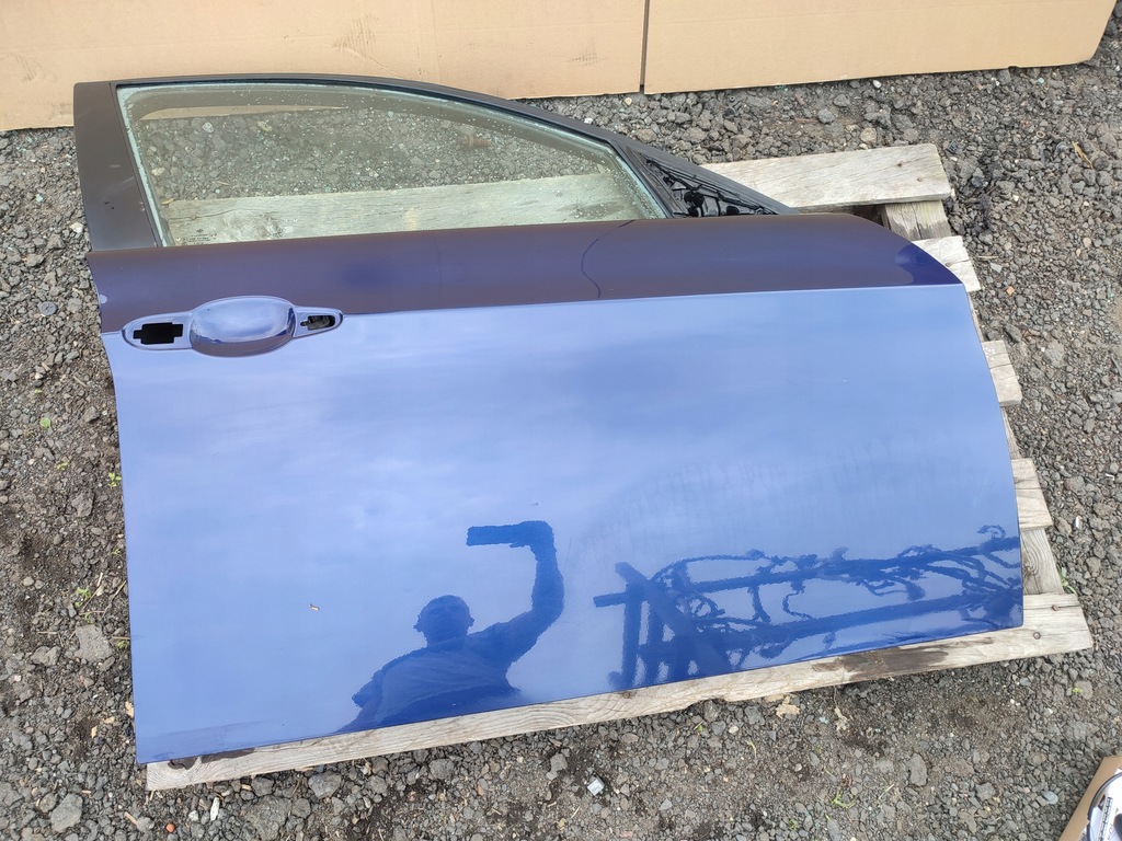 фото №1, Bmw 3 e90 дверь правый перед передние tiefseeblau