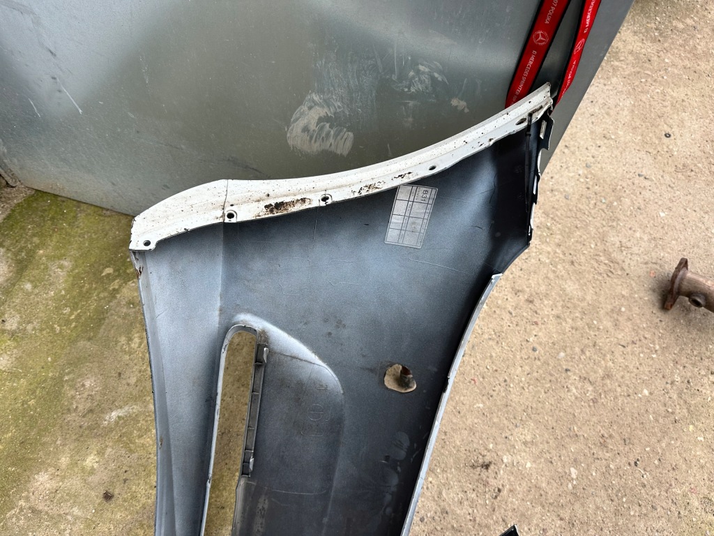 Бампер перед передний volvo v40 ii ксенон 31283732 оригинал Киев