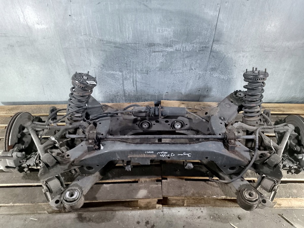 фото №8, Підрамник, поперечина задня jaguar xj x350 03-09 2.7 6v sedan