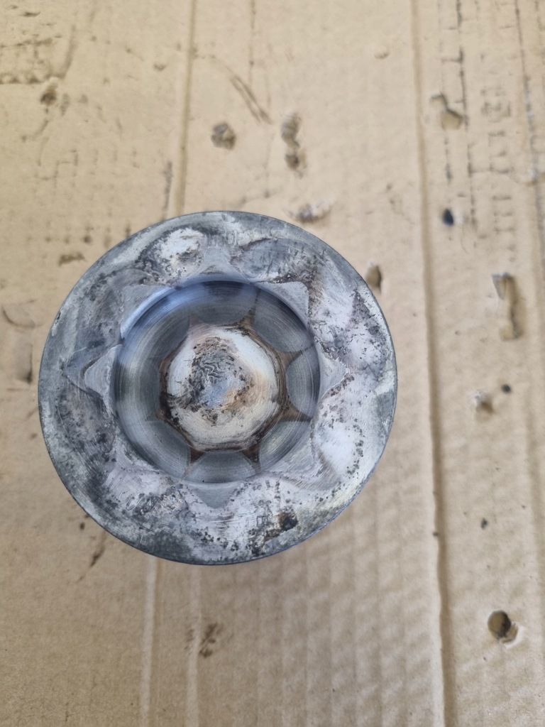 фото №1, Поршень 065df audi 3.0 tdi