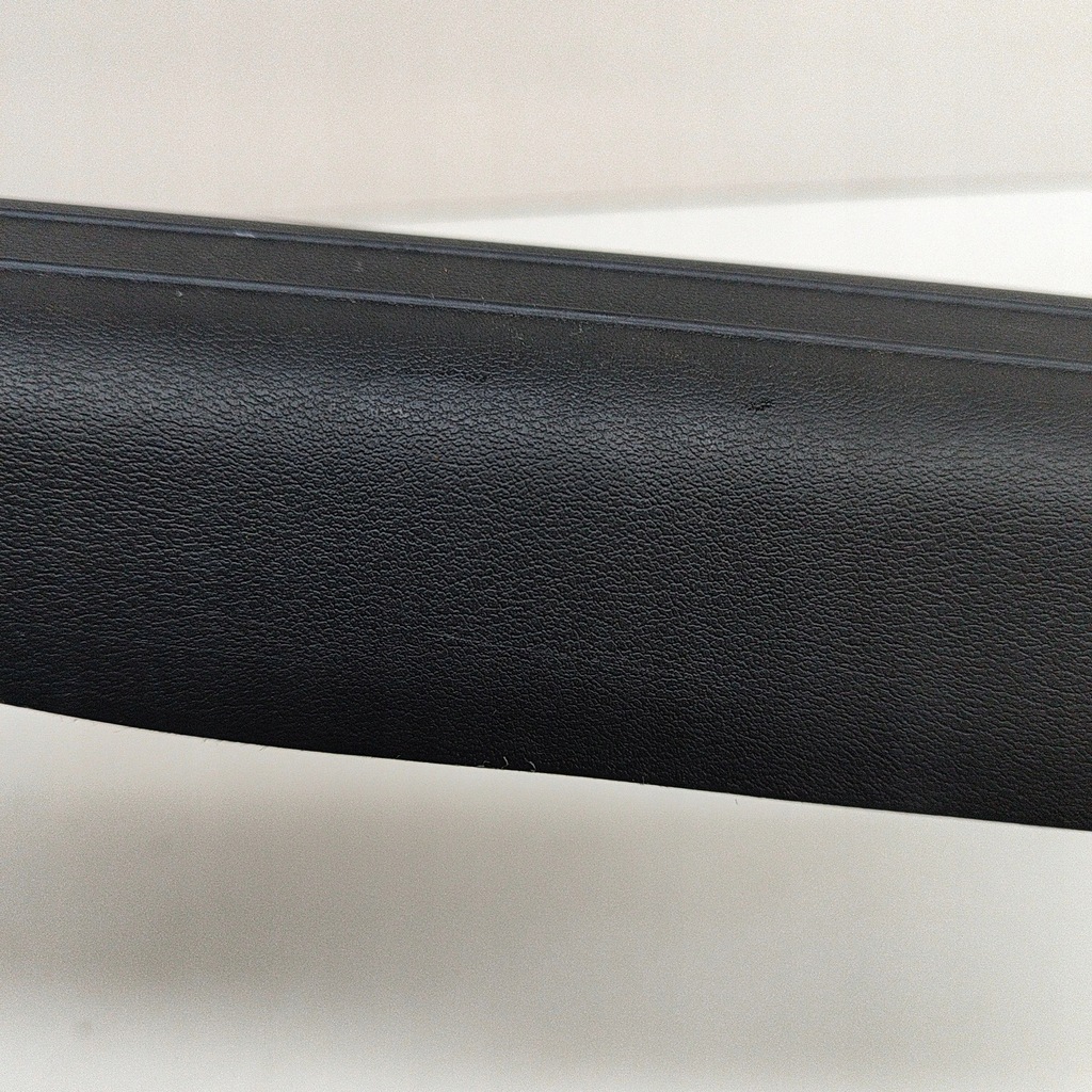 фото №7, Kia ev6 2023 левая сторона молдинг порог передняя