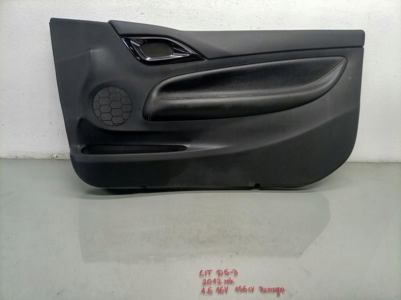 фото №1, Оббивка двері права citroen ds3 98034796zq