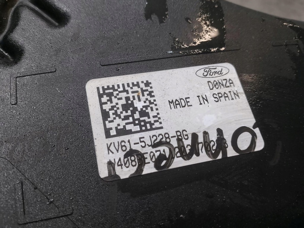 Бак adblue ford connect kv61-5j228-bg kv61-5j250-b 1.5 tdci Цена