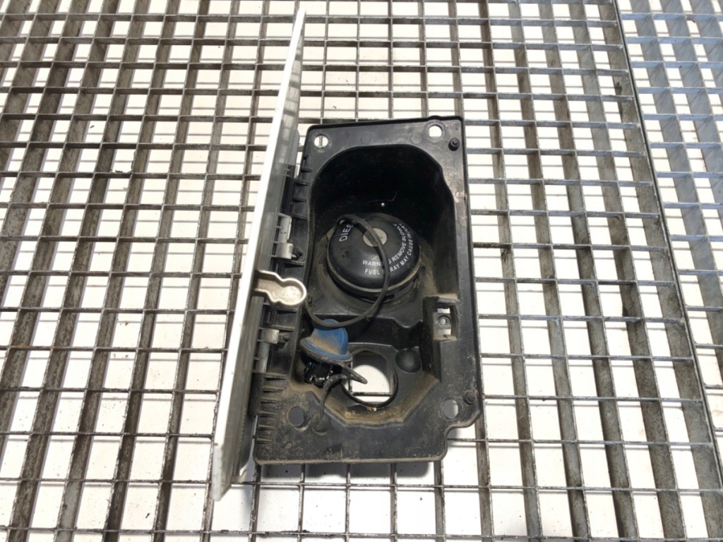 фото №1, Кришка заливної пального citroen jumper ii 1325931020 bus кришка