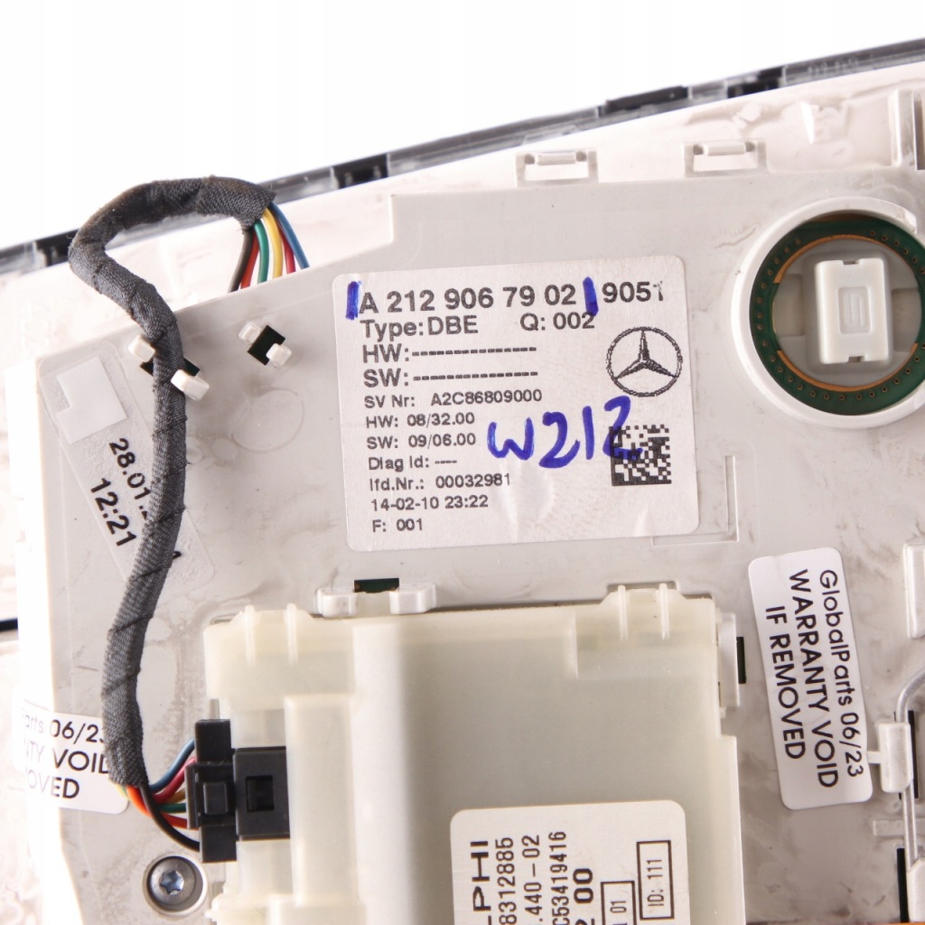 фото №11, Mercedes w212 лампа потолочный освещение кабины a2129067902