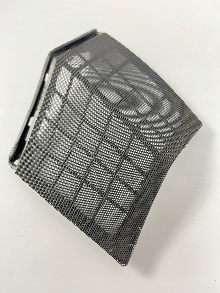 фото №7, Защита накладка динамика правая w панель приборная консоль mercedes w124