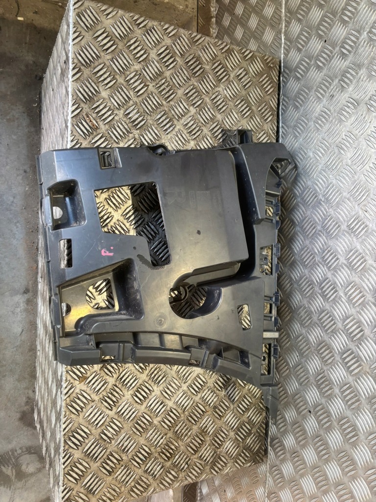 фото №1, Bmw f34 gt напрямна бампера правий перед 19017412