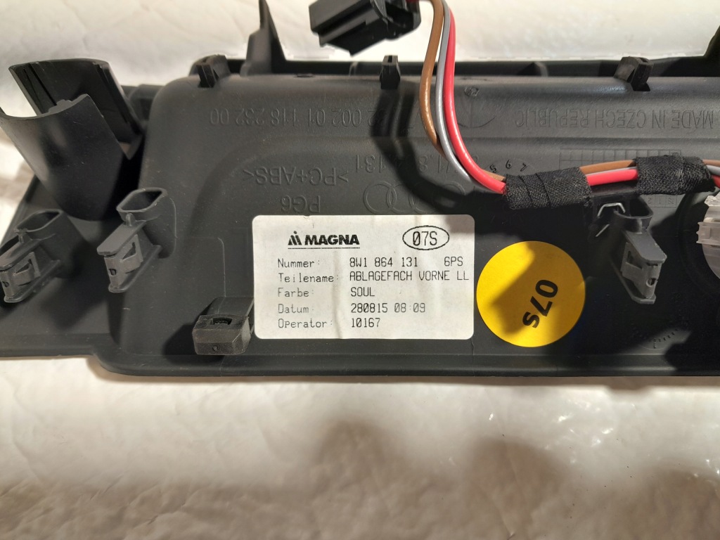 фото №4, Audi a4 b9 полка консоли запуск стоп 8w1864131