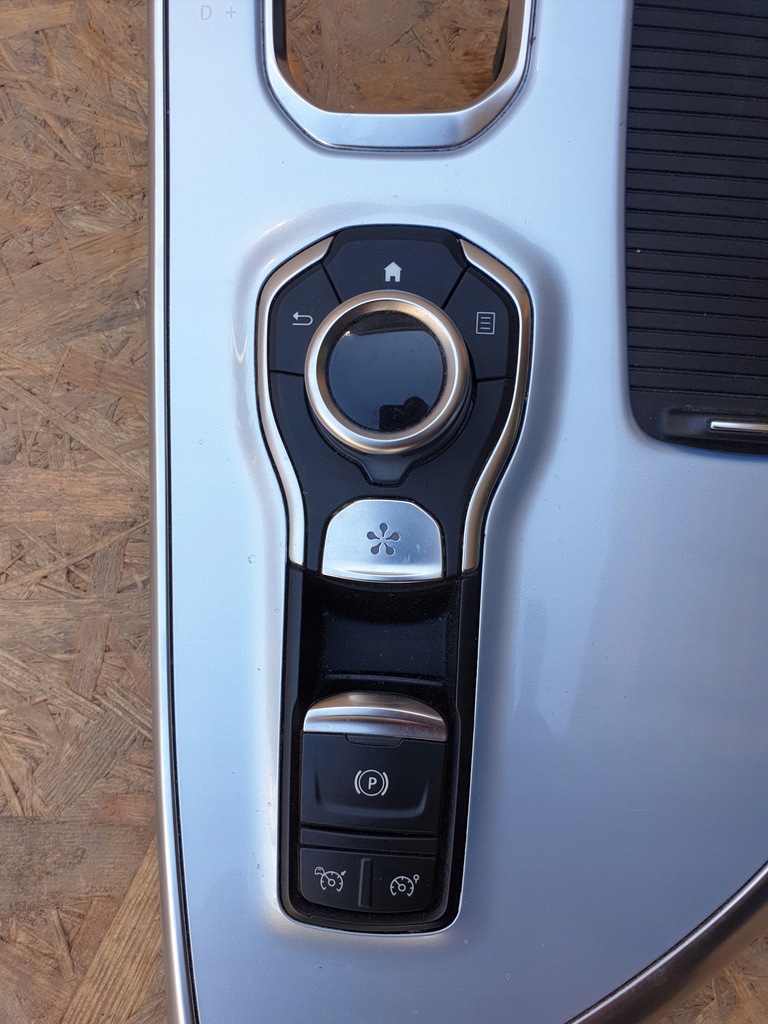 фото №4, Renault espace v панель туннель средний