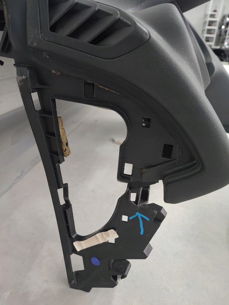 фото №10, Панель приладів консоль подушка безпеки ремені натягувачі peugeot 5008 i 1