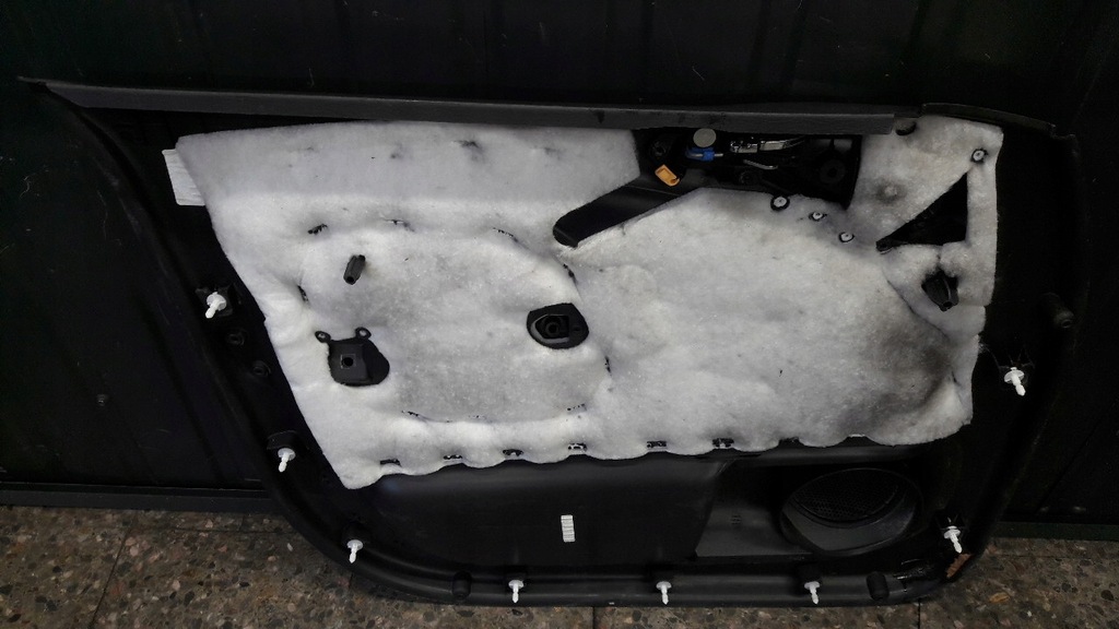 фото №8, Обшивка дверь правый перед chrysler pt cruiser