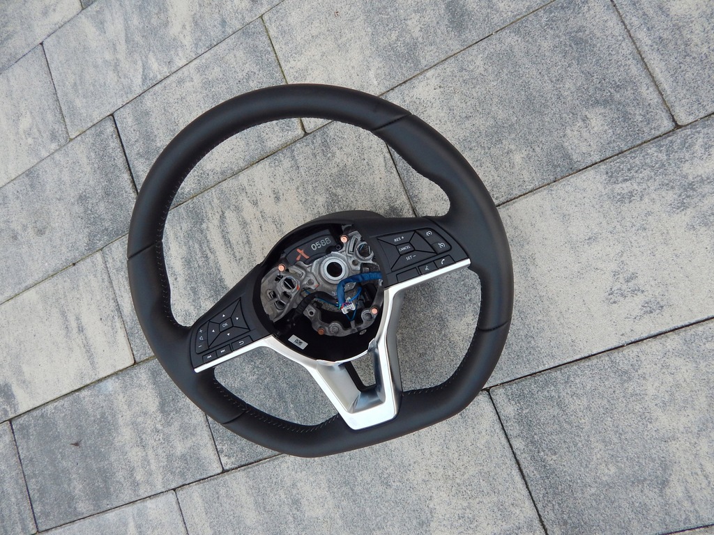 фото №5, Nissan qashqai j11 lift- повітропровід шкіра ory ładn