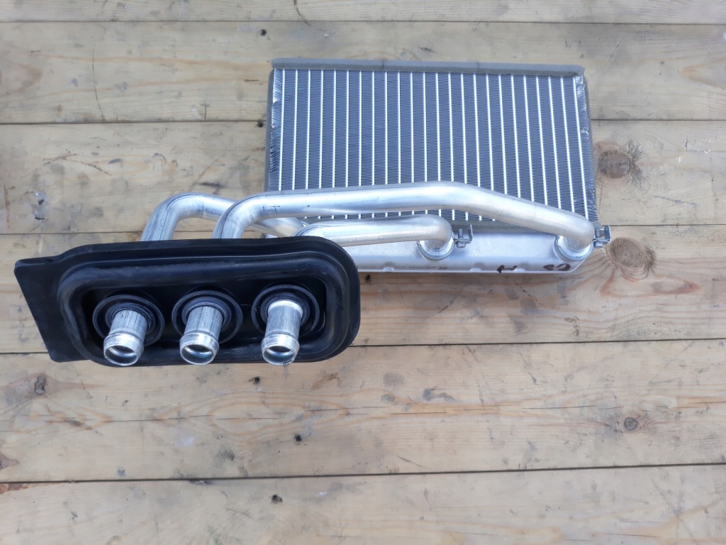 фото №1, Радиатор отопитель bmw f15 f16 x5 x6