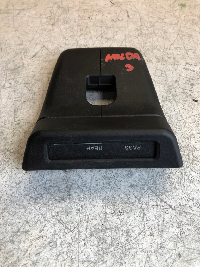 фото №2, Mazda 3 bk захист дисплей замки ременів