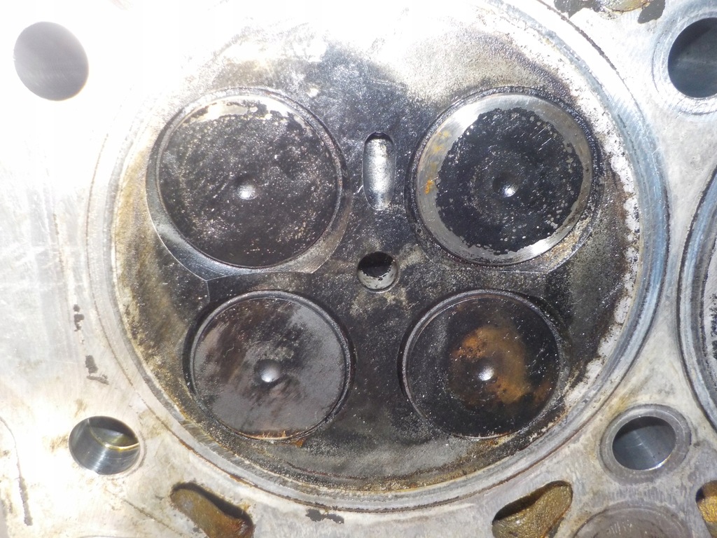 фото №12, Chrysler voyager iv 2.5 crd 16v головка двигателя 90352040f