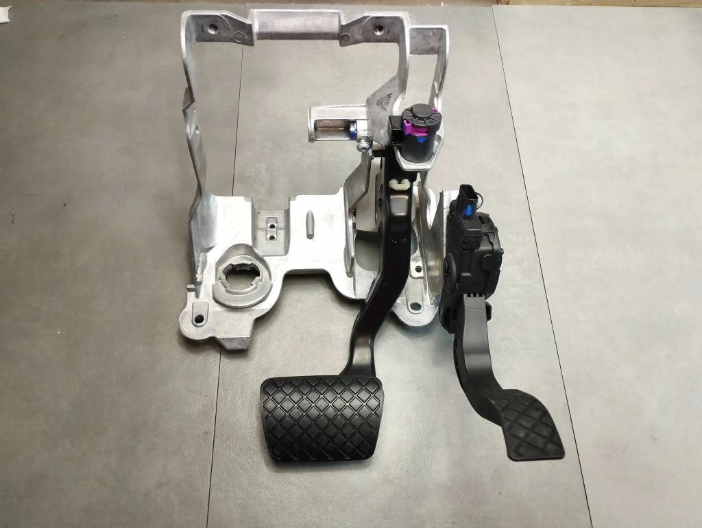 фото №1, Audi a5 8t педалі гальма gaz 8k1721117