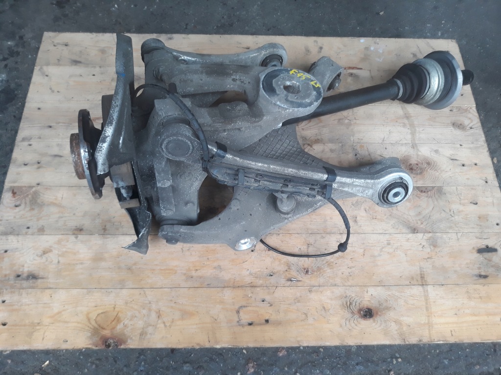 фото №1, Ступиця поворотний кулак лівий задня bmw f15 f16 x5 x6