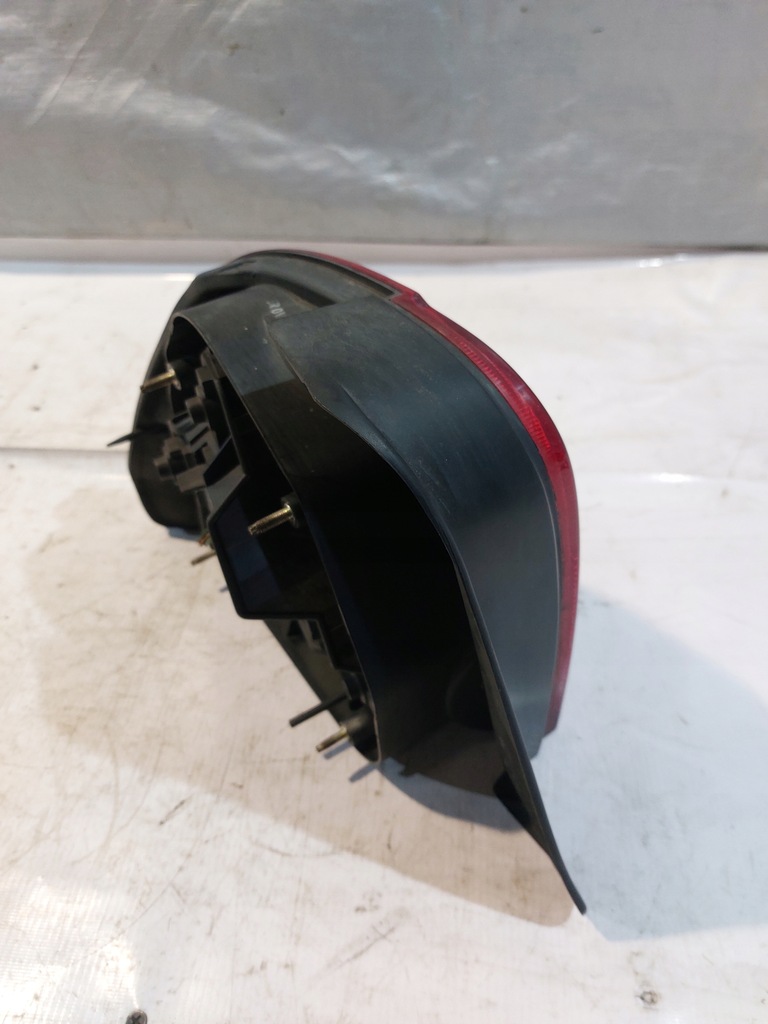 фото №8, Лампа права задня mg zs 2004r.