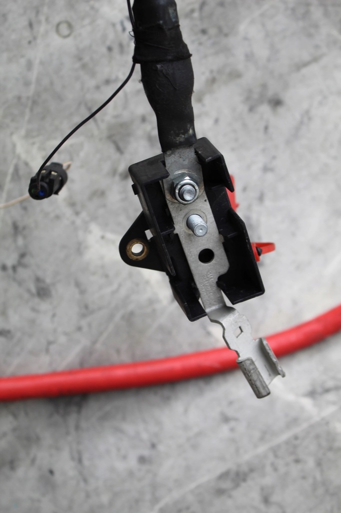 фото №12, Шланг плюсовий bmw z4 e89 2.0b 9130108