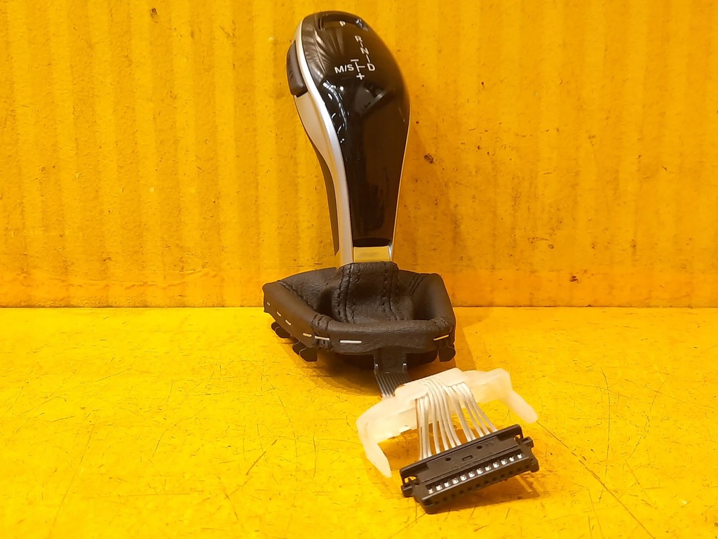 фото №1, Bmw 2 f45 f46 ручка рычаг передач 6991600