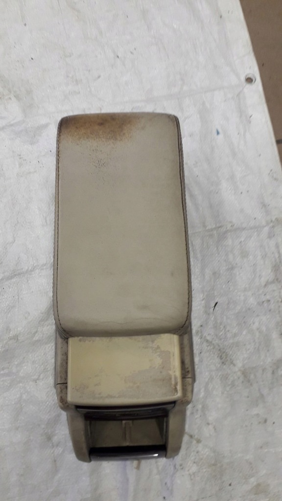 фото №7, Підлокітник skoda superb europa 3u0867207