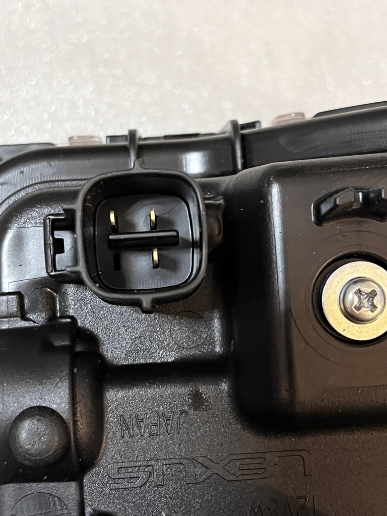 фото №9, Противотуманная фара подсветка поворота lexus nx 22- левый