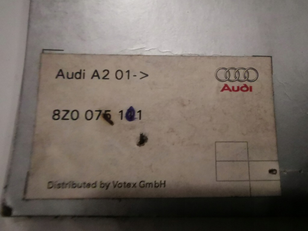 фото №5, Брызговики перед audi a2 8z0075111