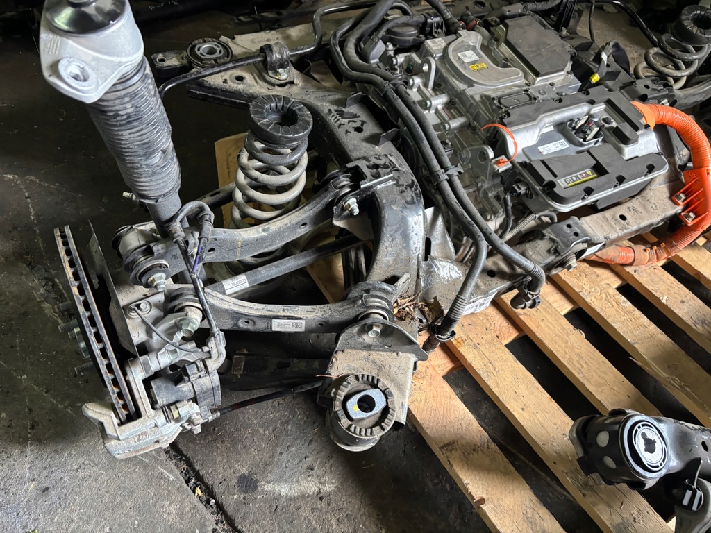 фото №14, Hyundai ioniq 6 vi подрамник подрамник задняя рычаги поворотный кулак задняя двигатель