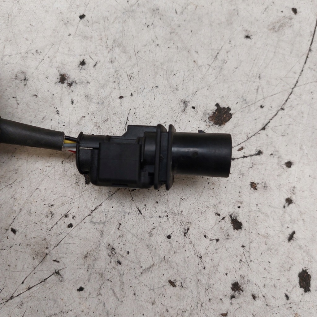 фото №4, Ford kuga 1 2,0tdci датчик лямбда-зонд 0281004564