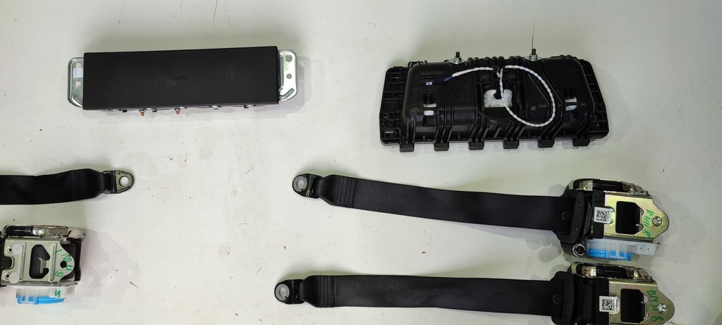 фото №7, Bmw 8 g14 g15 g16 панель приладів консоль подушка безпеки ремені