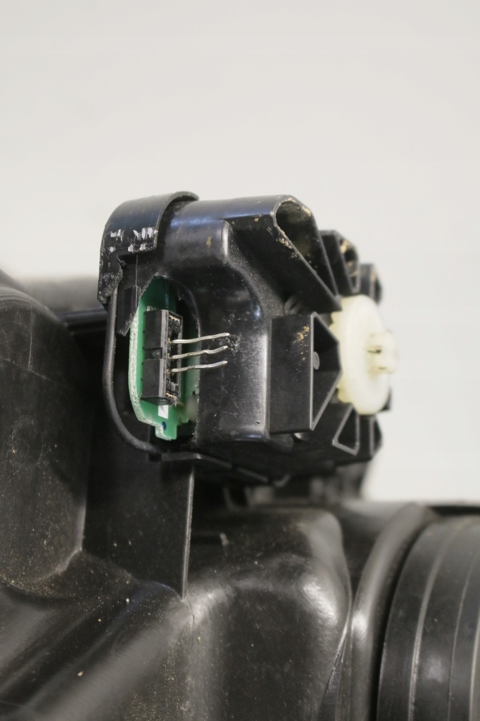 фото №12, Лампа правая перед toyota verso s