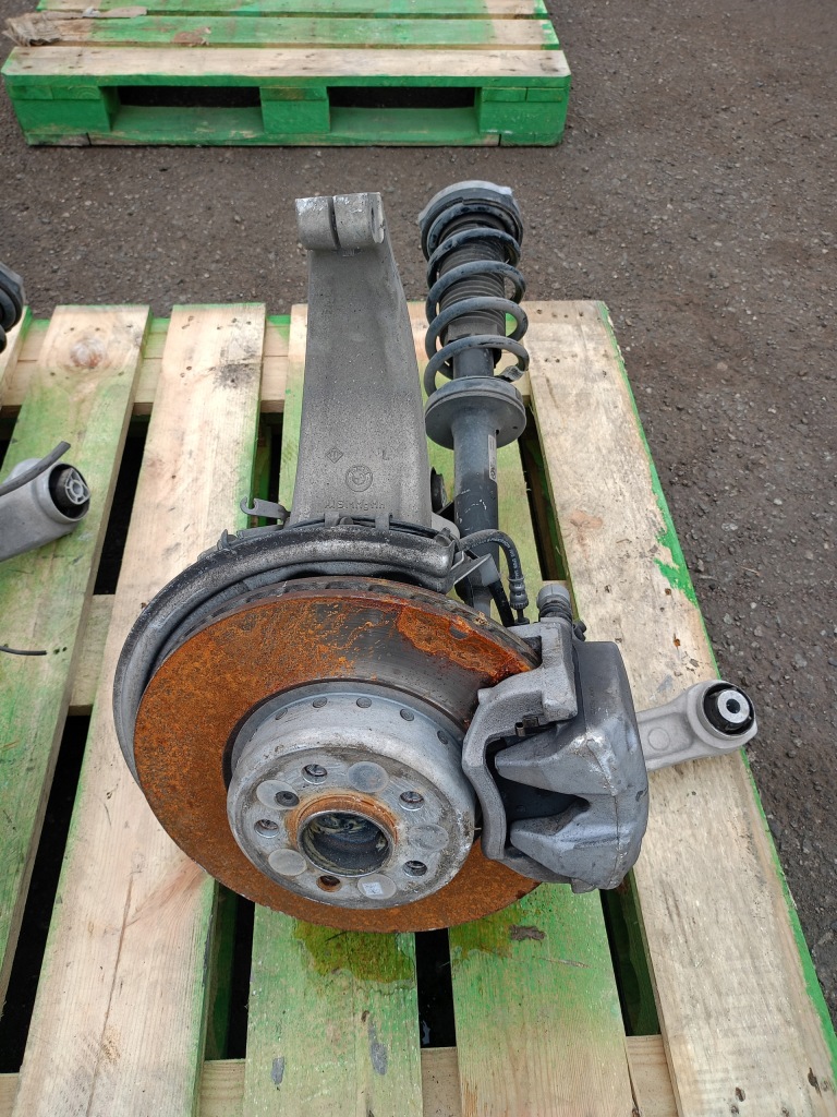 фото №1, Поворотный кулак рычаги амортизатор перед rh lh bmw 5